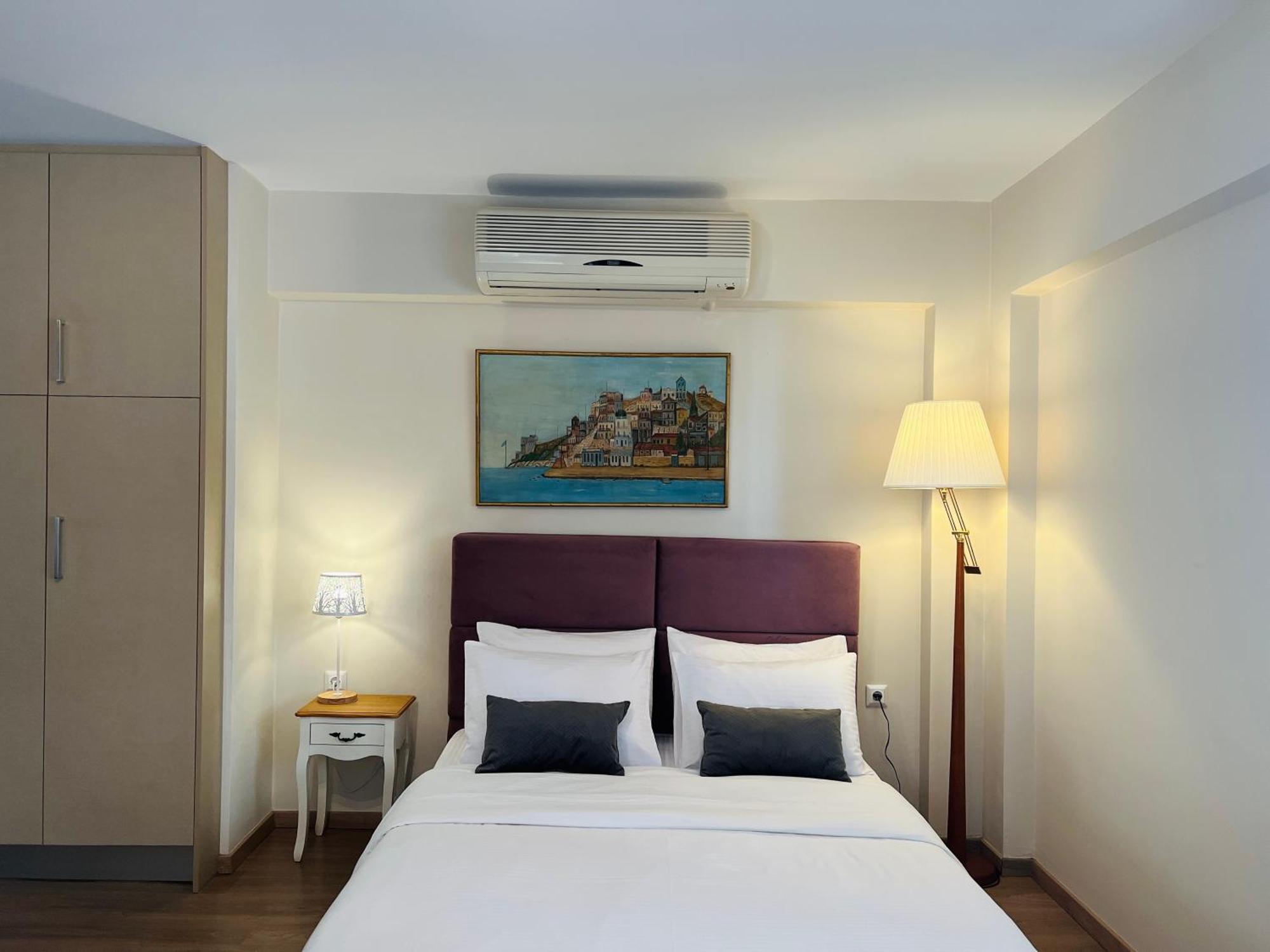 Vasilias Home Near Ath Airport Коропіон Екстер'єр фото